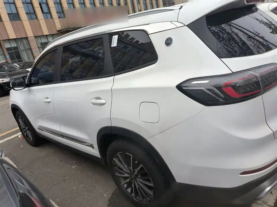 Chery Tiggo 8