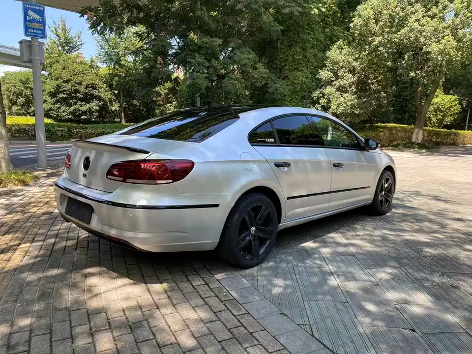 Volkswagen CC
