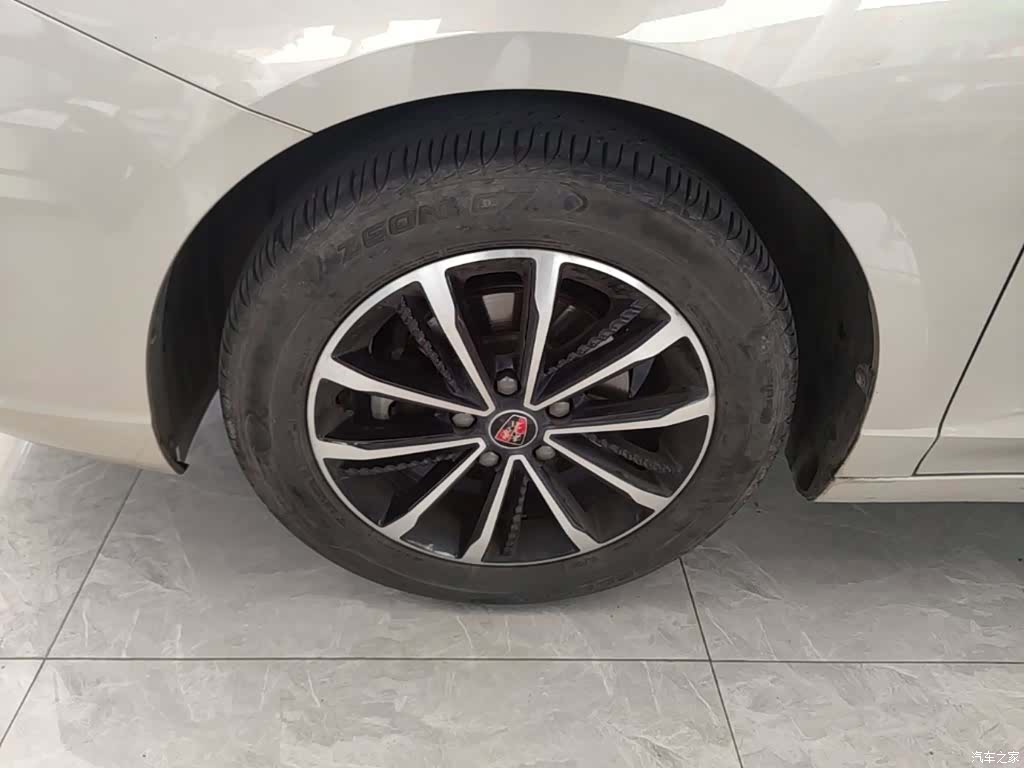 Roewe i5, 2021 23