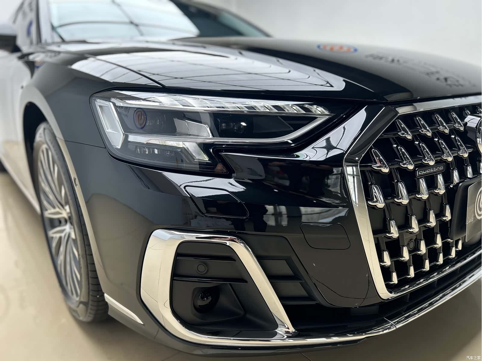 Audi A8L, 2026 4