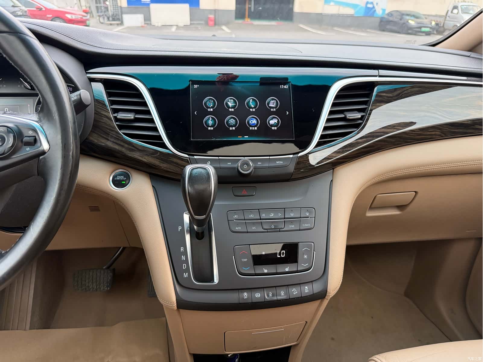 Buick GL8, 2017 18