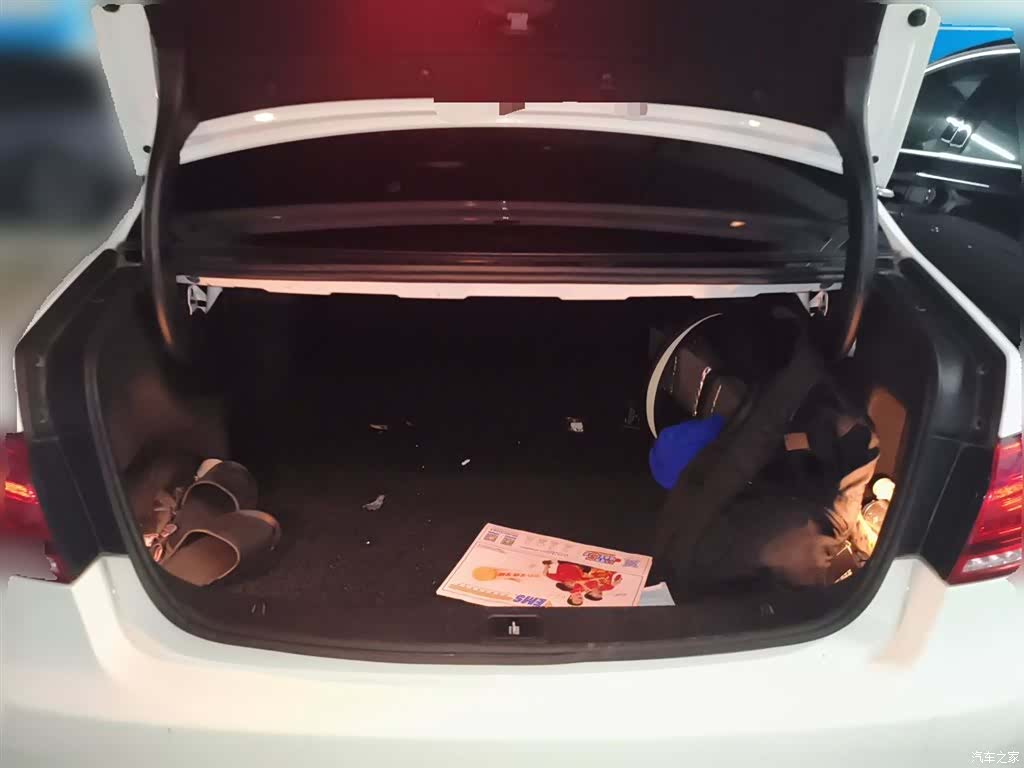 Mercedes-Benz E-Class, 2015 10
