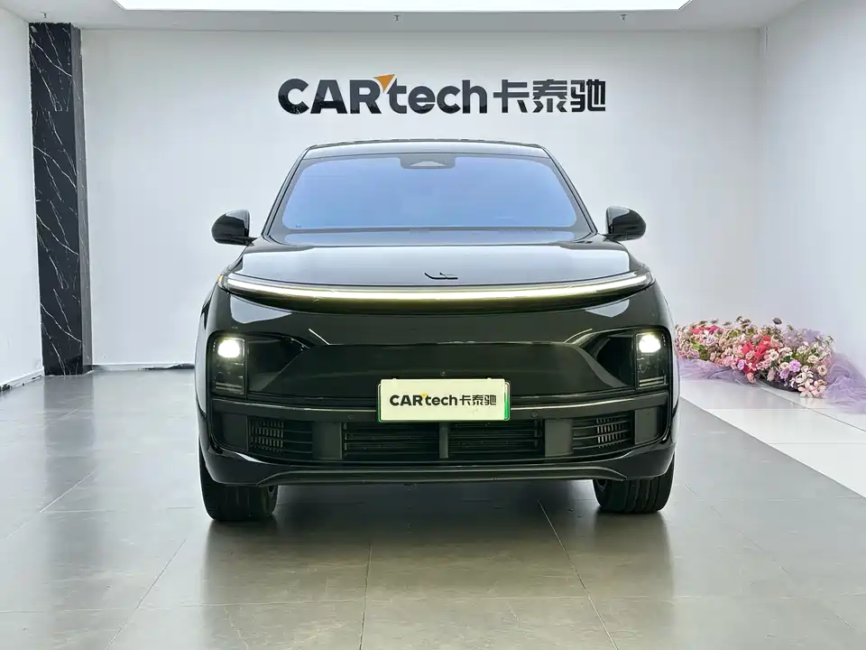 Li Auto Ideal L8