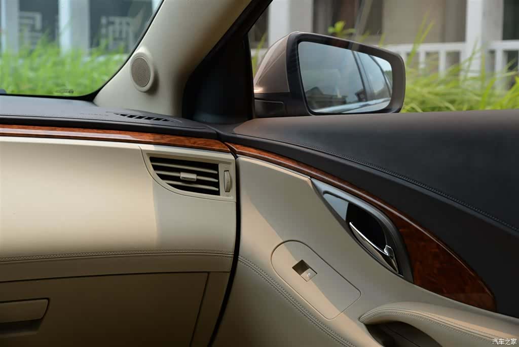 Buick LaCrosse, 2013 13