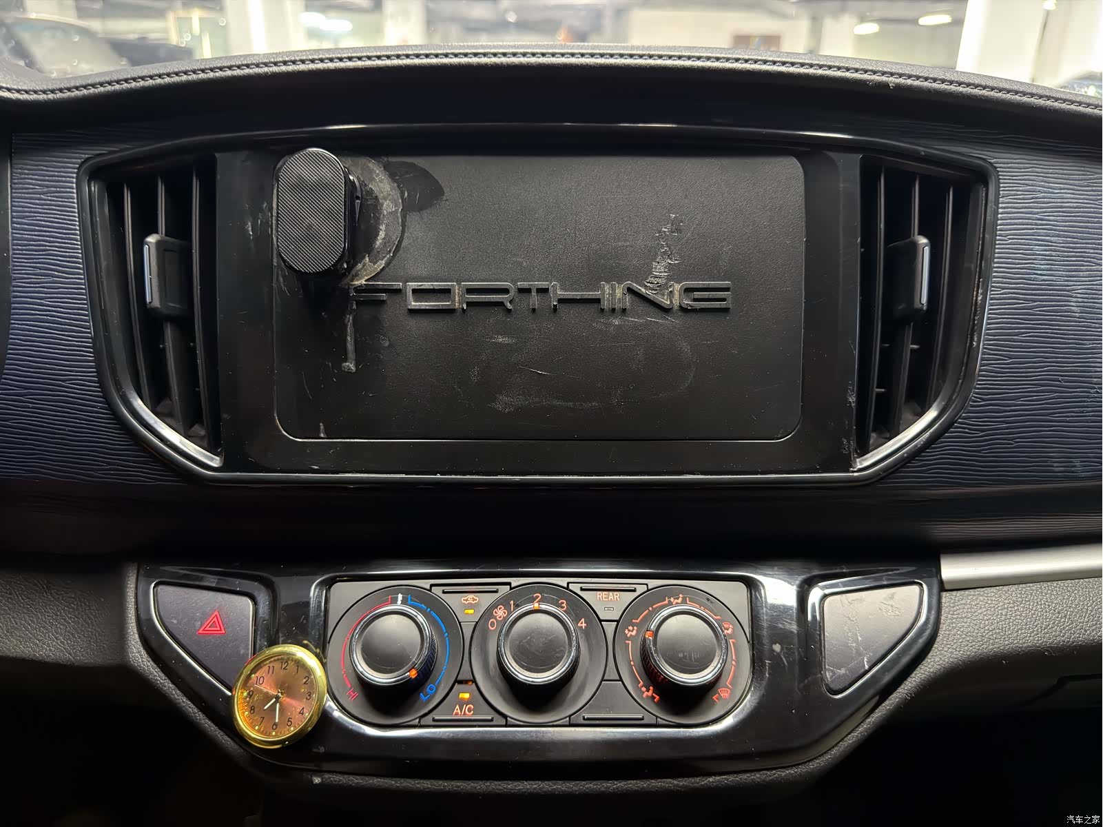 DongFeng M5, 2022 15