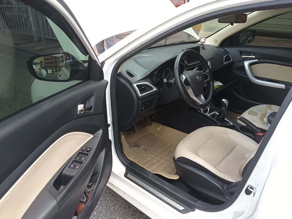 Changan V7, 2015 12