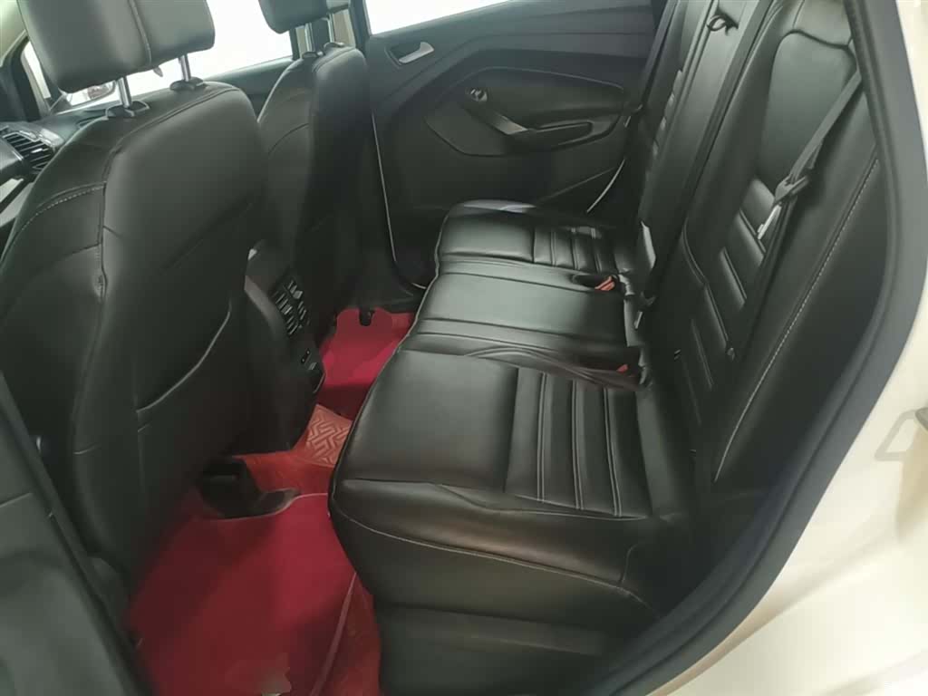 Ford Kuga, 2019 17