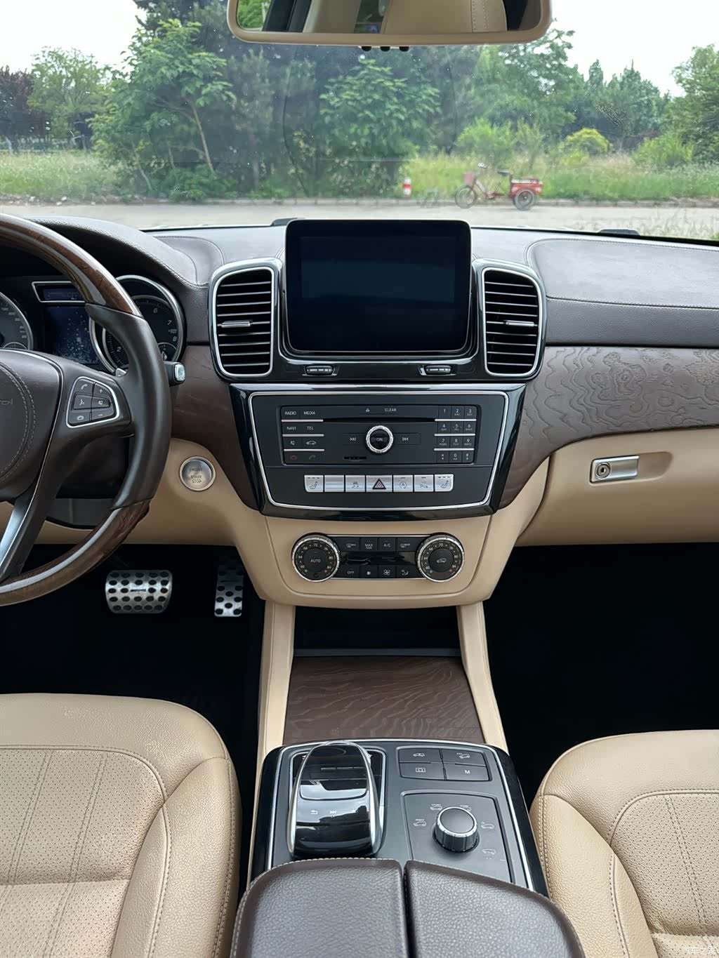 Mercedes-Benz GLS, 2018 21