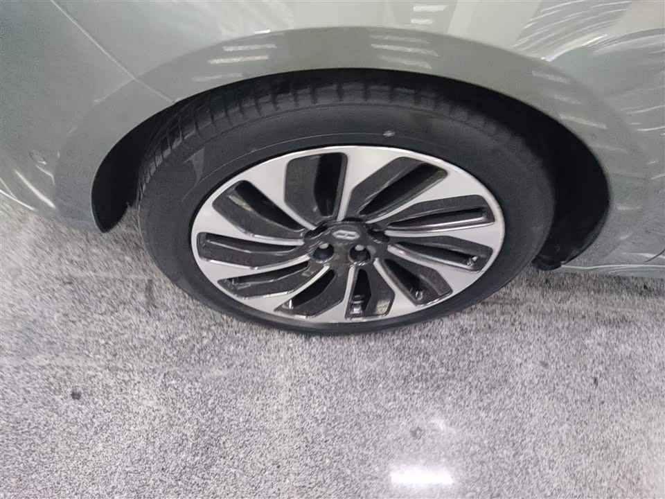 HarmonyOS Ask the world M5