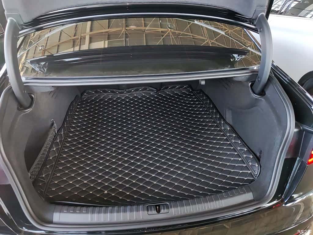 Audi A6L, 2024 19