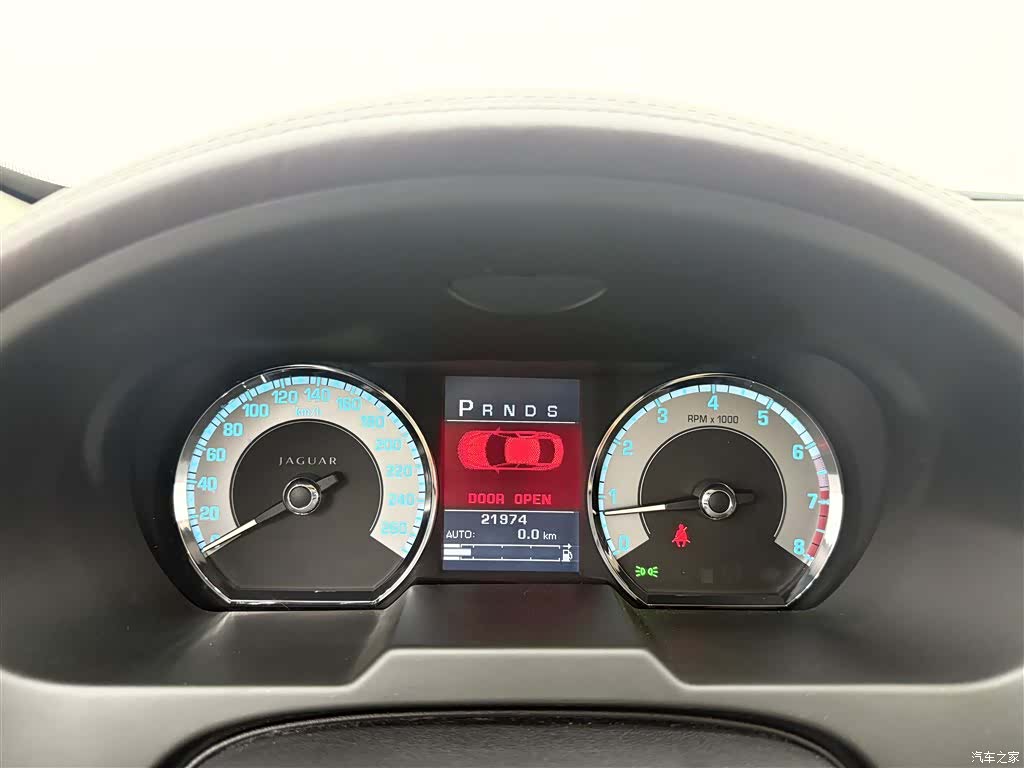 Jaguar XF, 2008 10