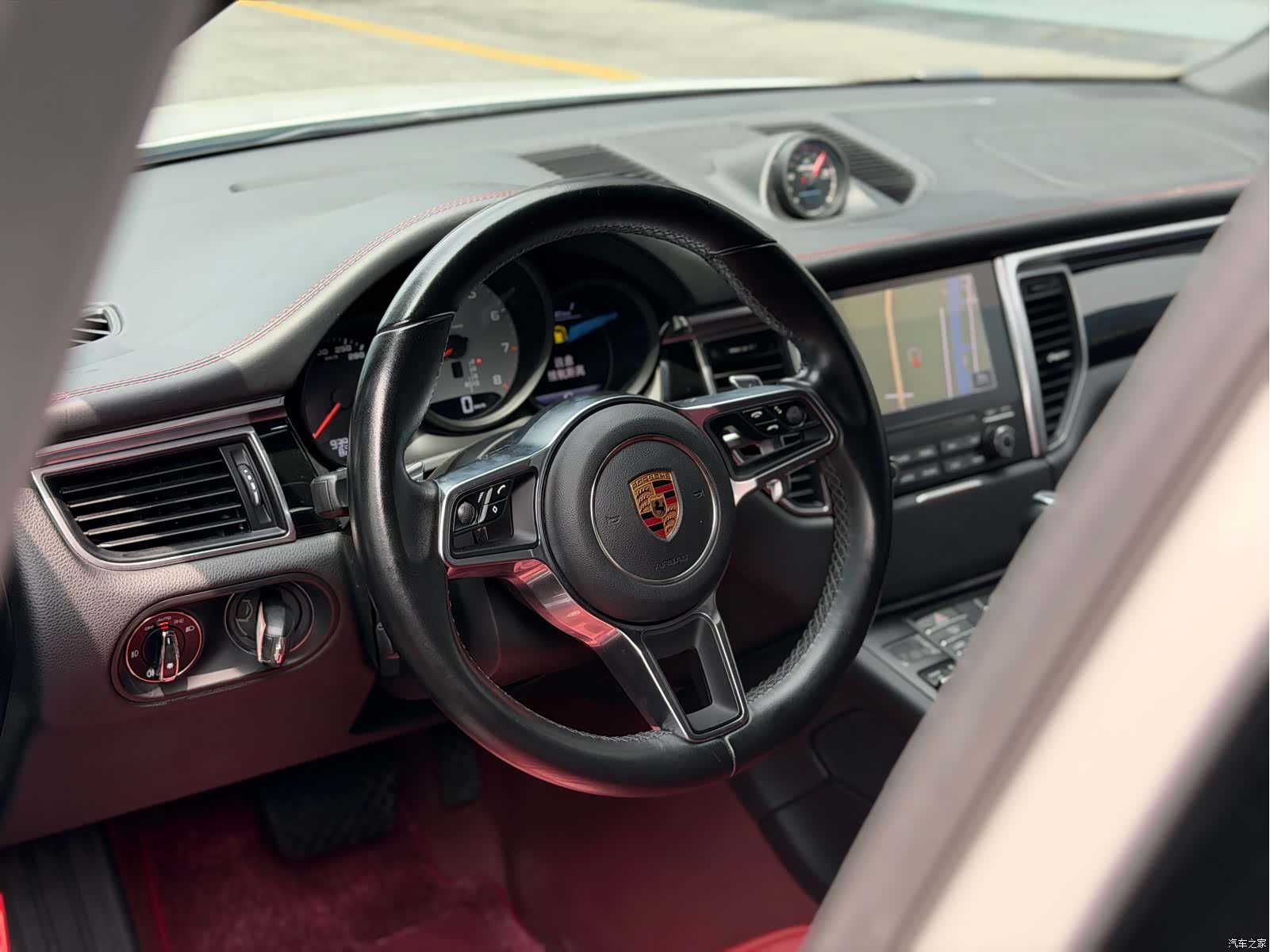 Porsche Macan, 2017 10