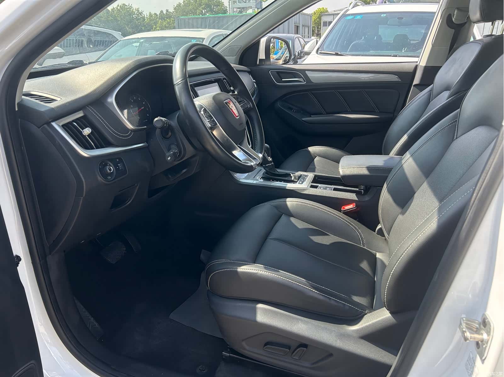 Roewe RX5, 2019 9