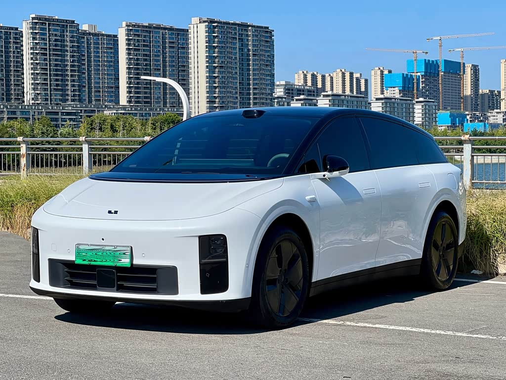 Li Auto i6