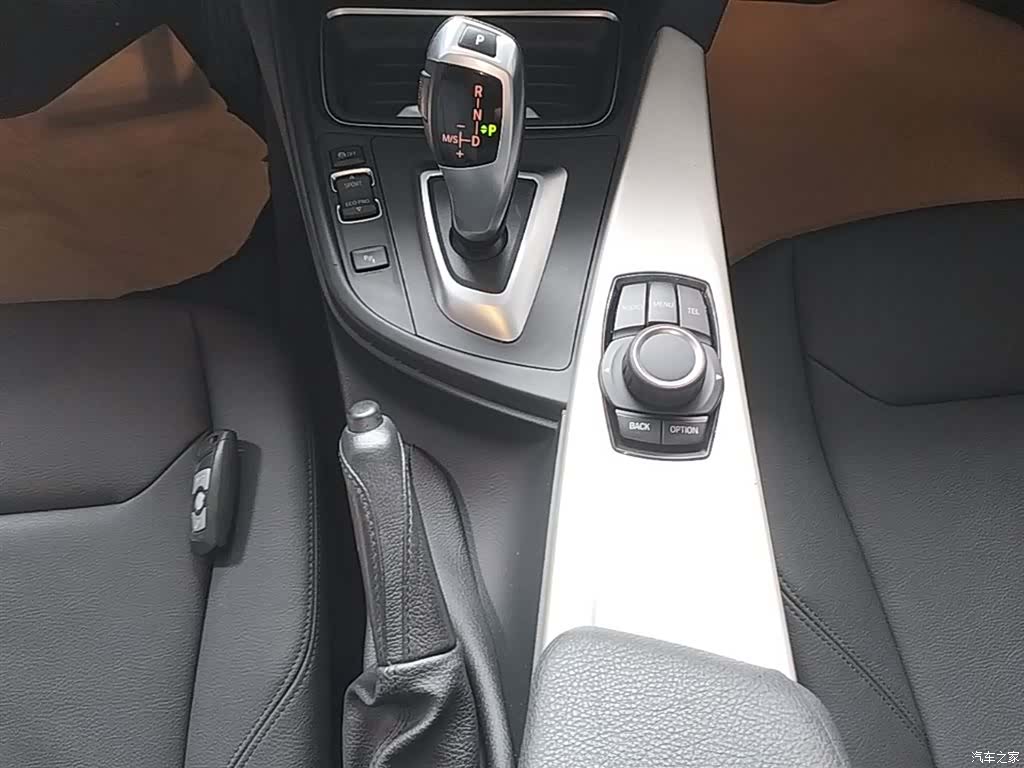 BMW 3 Series, 2015 14