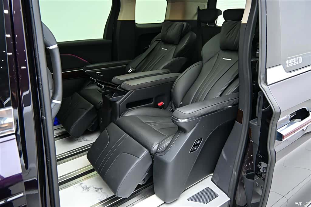 Hongqi HQ9, 2024 15