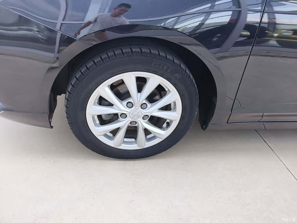 Roewe i5, 2021 23