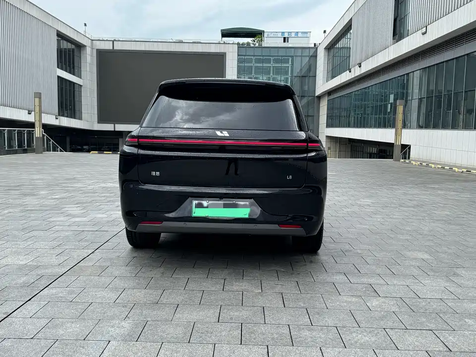 Li Auto Ideal L8