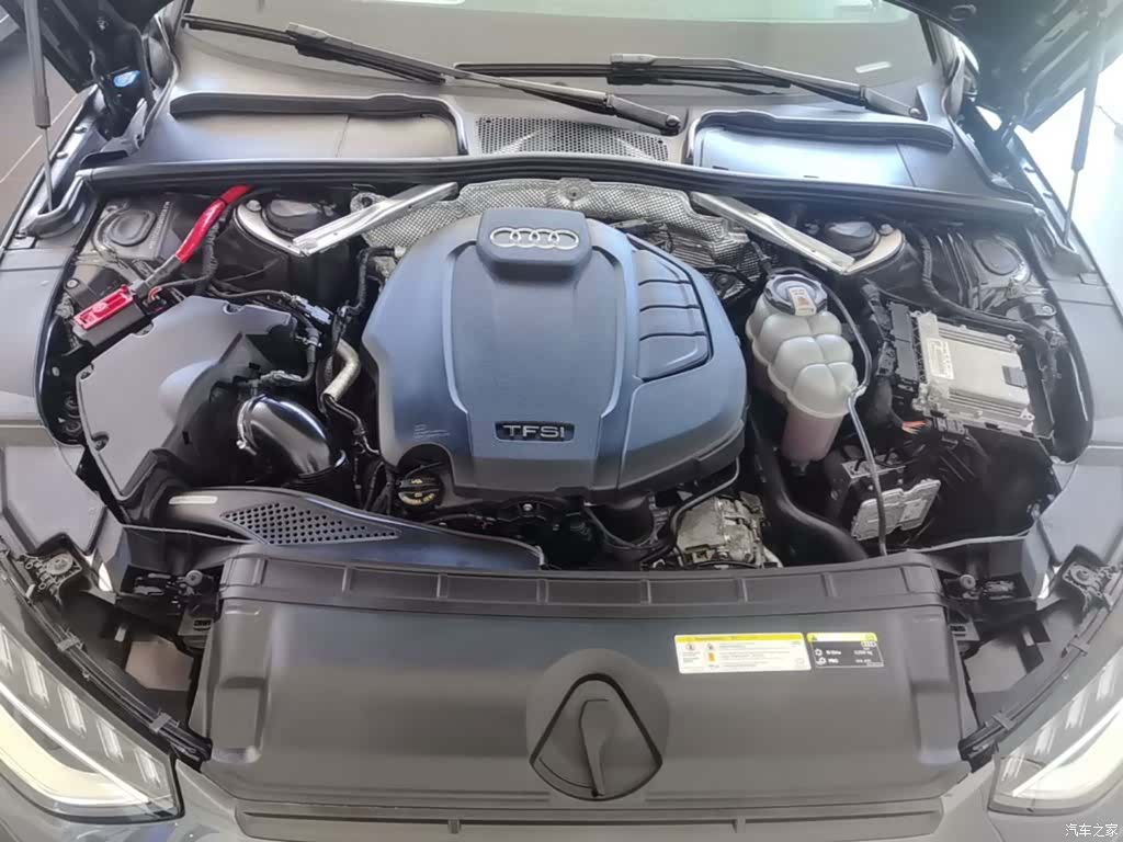 Audi A4L, 2022 20