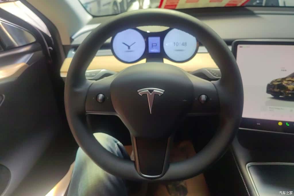 Tesla Model Y, 2022 15