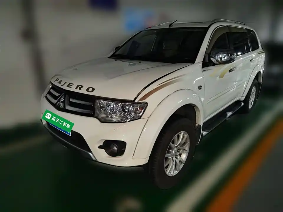 Mitsubishi Pajero Jinchang