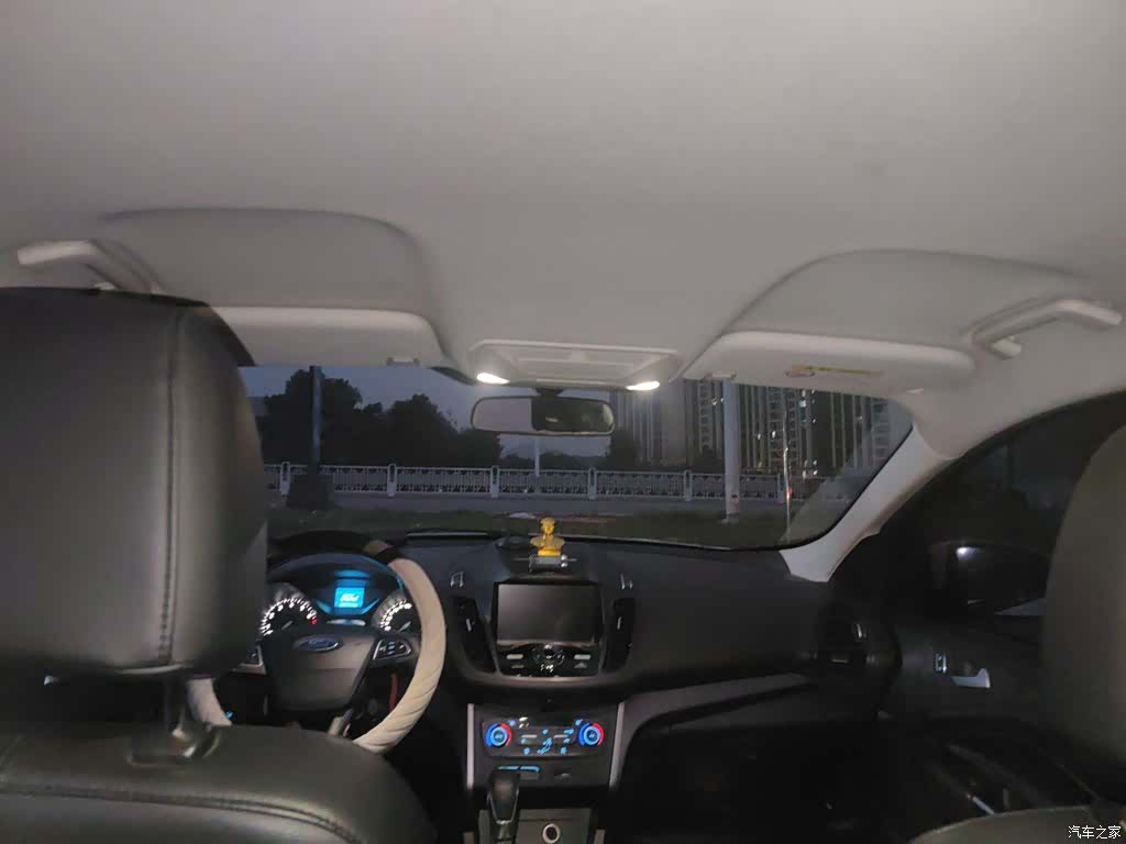 Ford Kuga, 2019 9