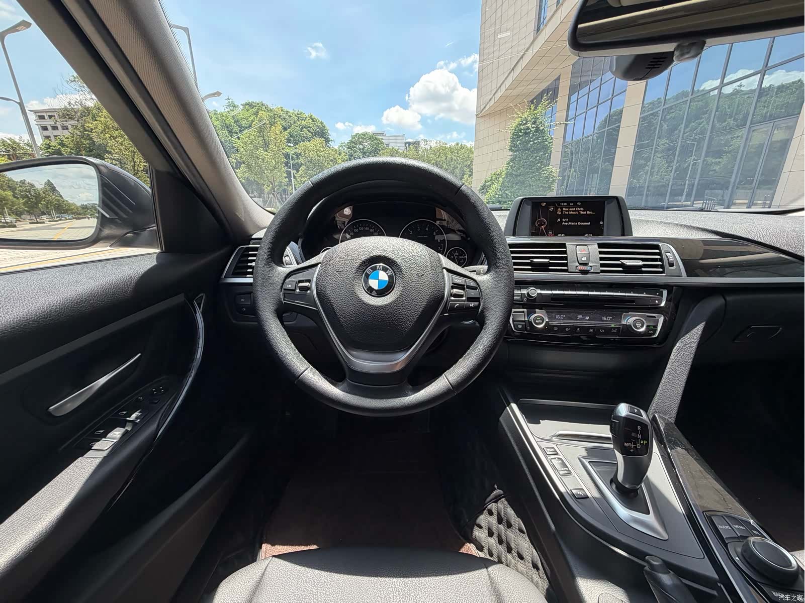 BMW 3 Series, 2017 11