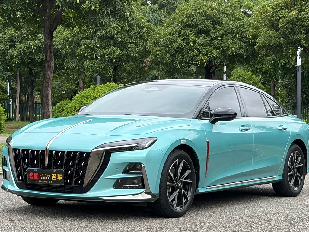 Hongqi H6