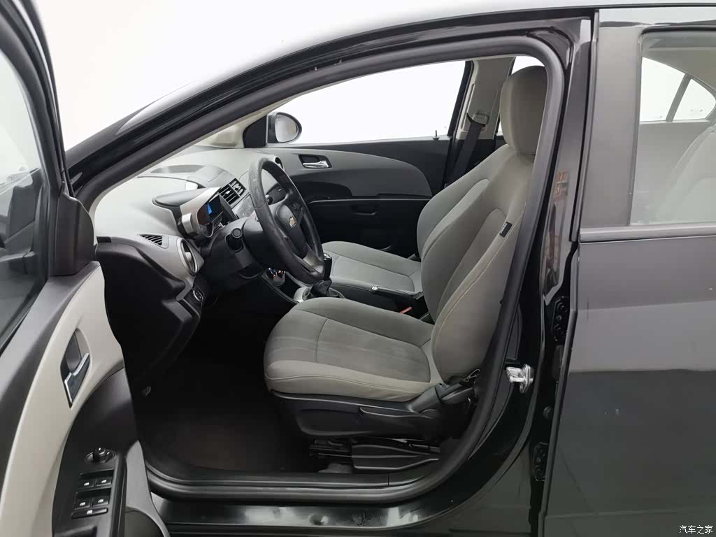 Chevrolet SE, 2013 10