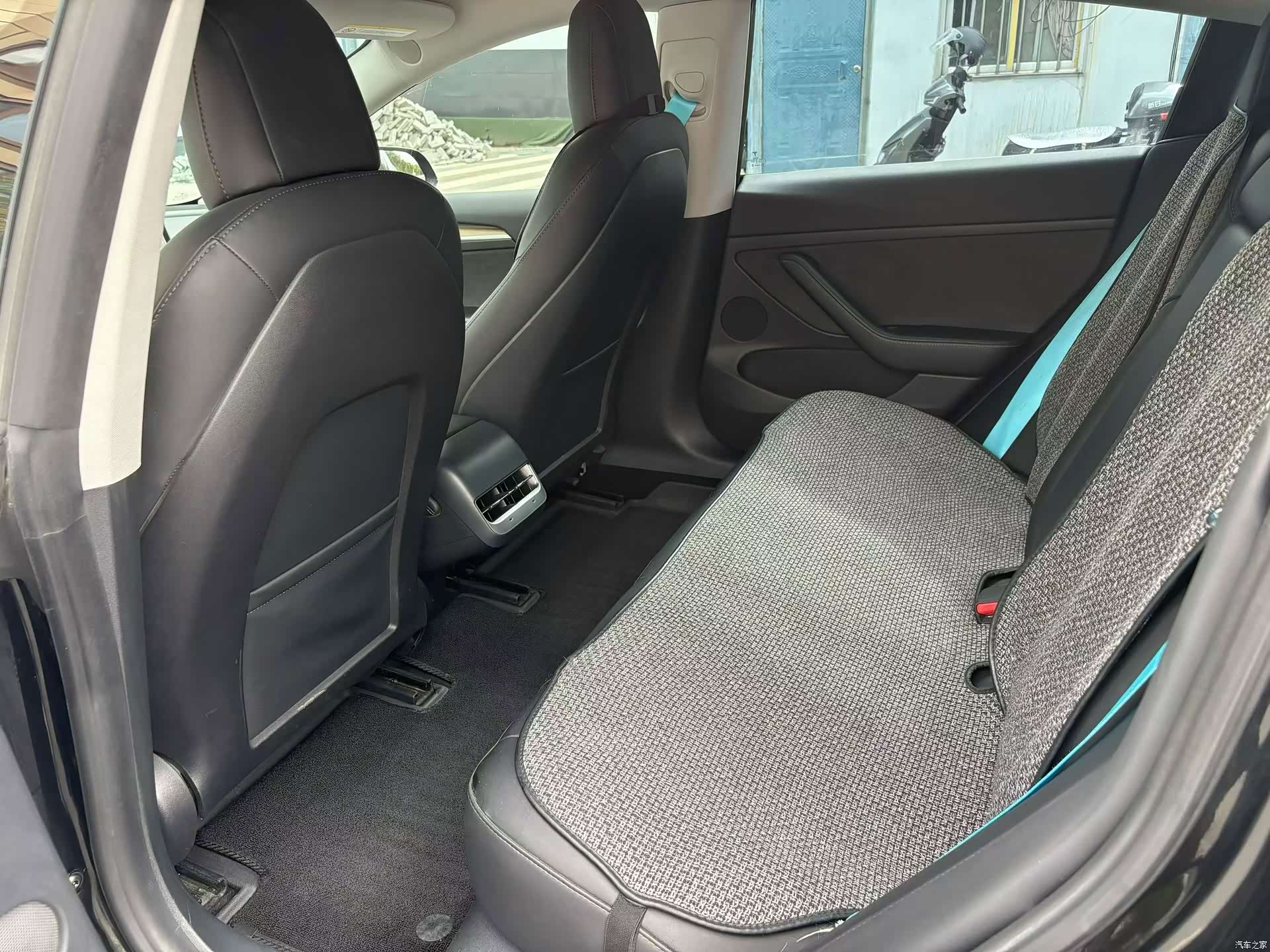 Tesla Model 3, 2024 9