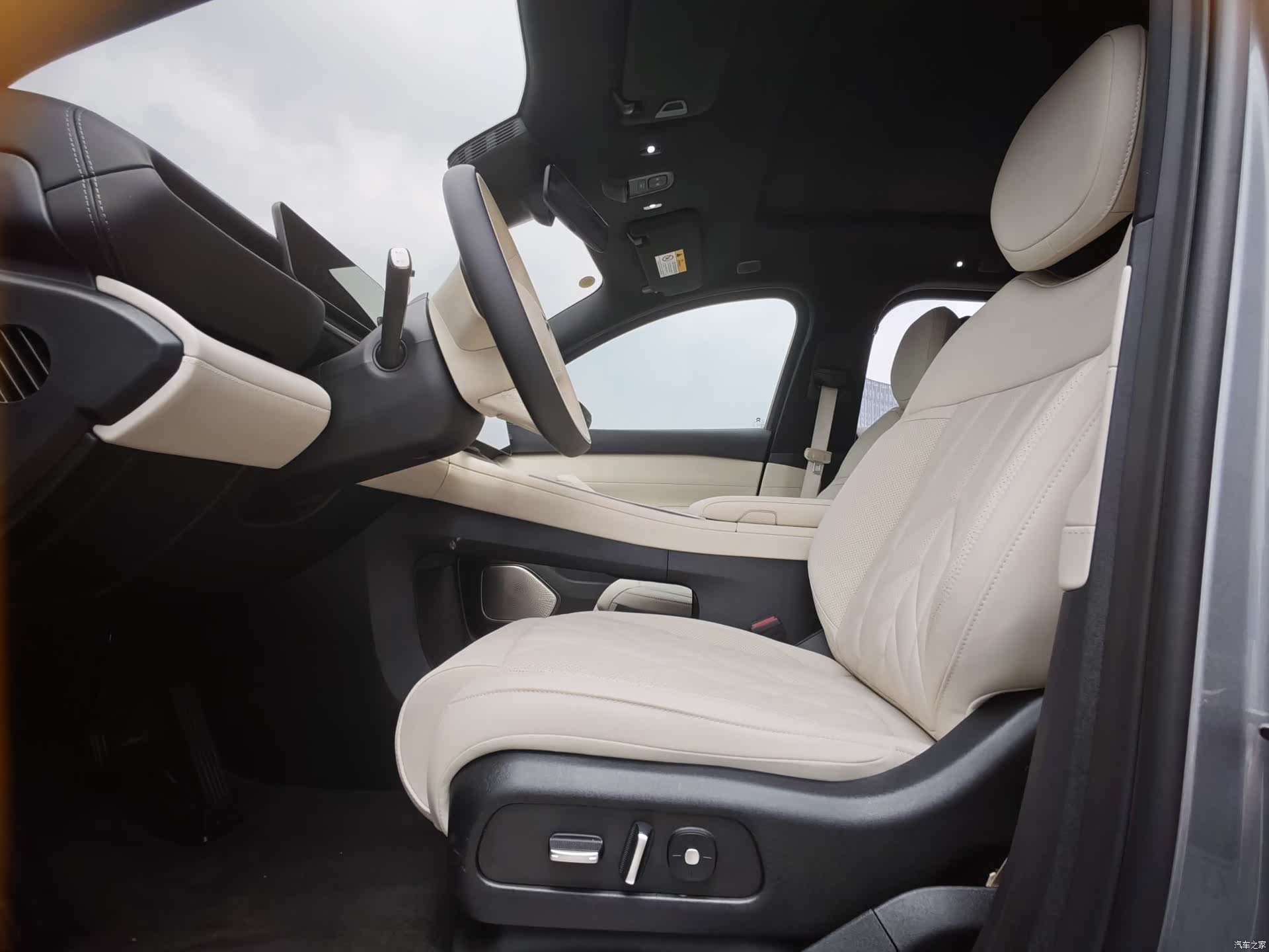 NIO ES6, 2025 11