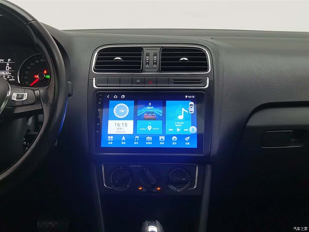 Volkswagen Polo, 2016 12