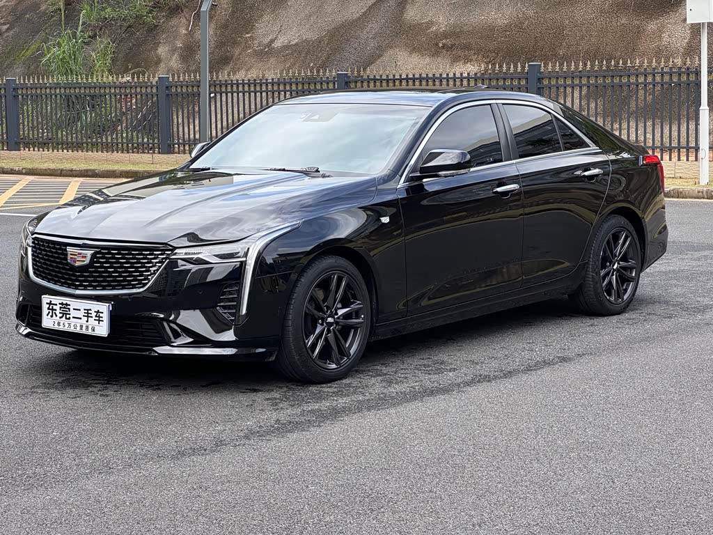Cadillac CT4