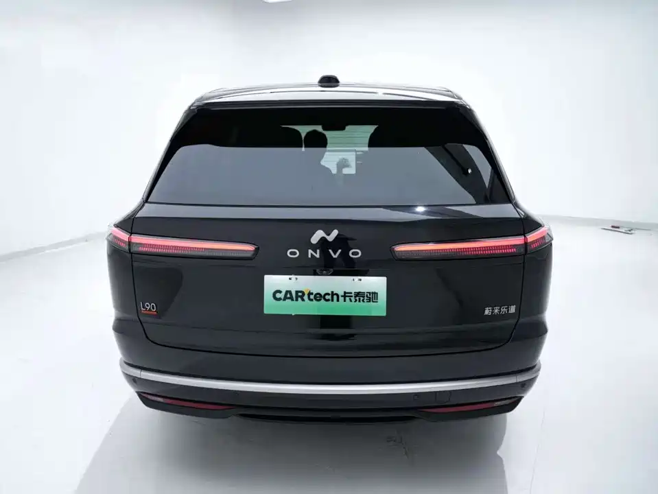 NIO L90