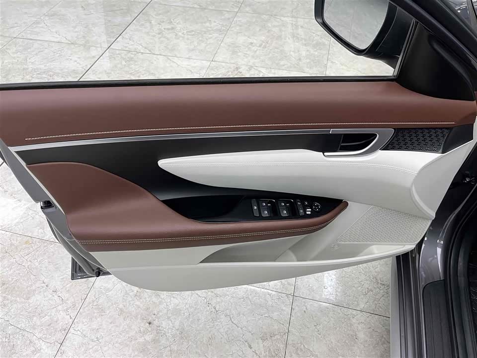 Hyundai Name picture