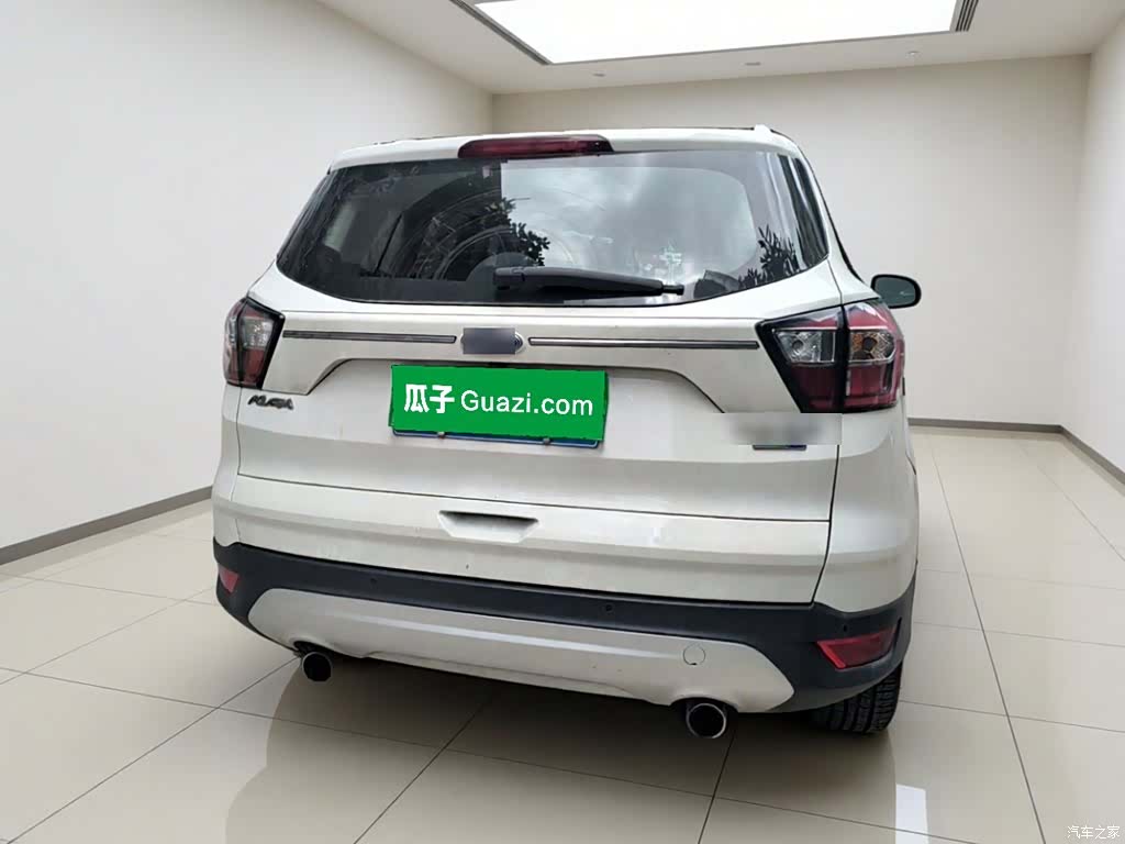 Ford Kuga, 2017 4