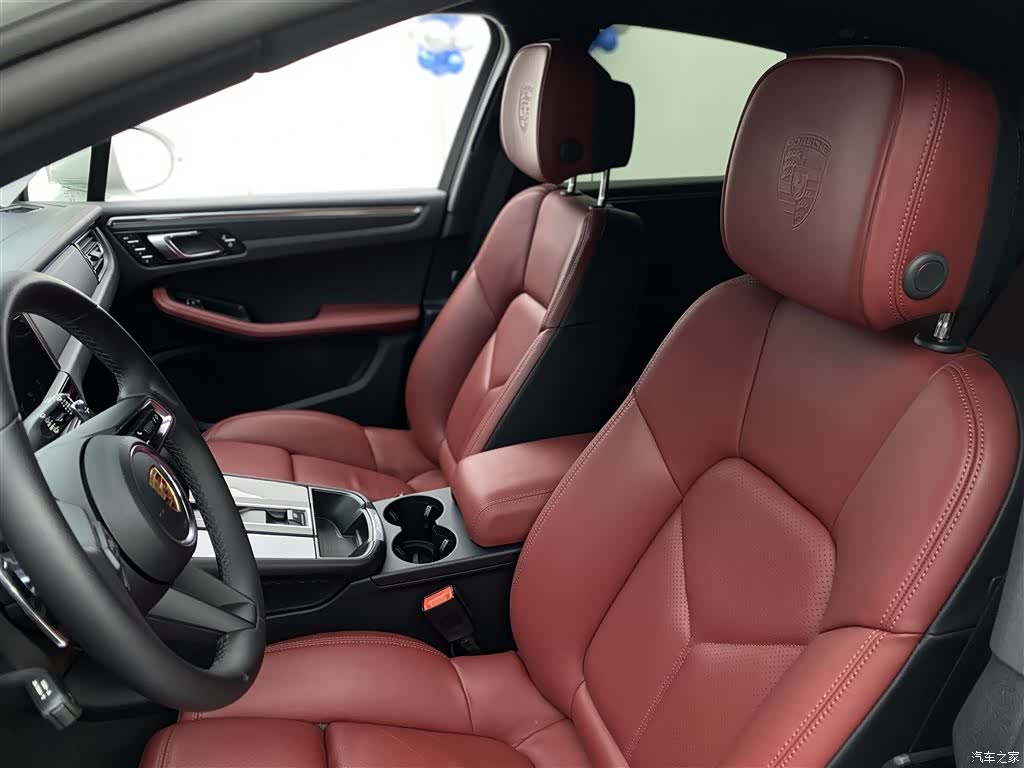 Porsche Macan, 2023 25