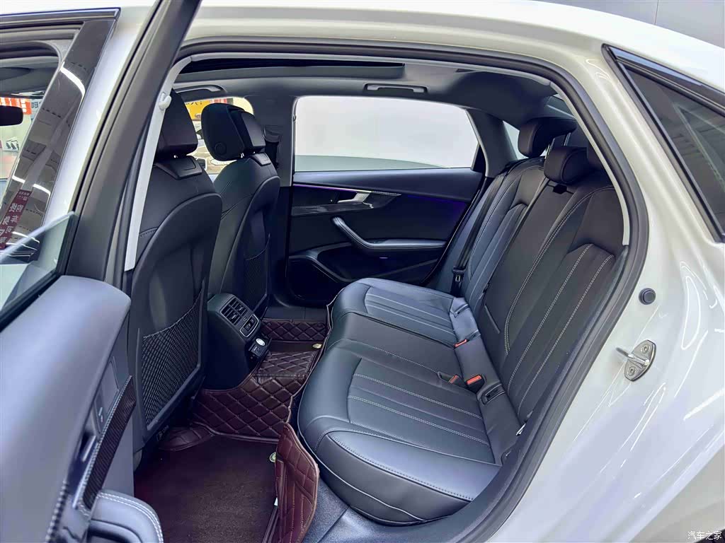 Audi A4L, 2023 7