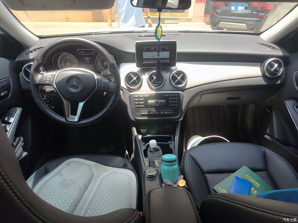 Mercedes-Benz GLA, 2015 13