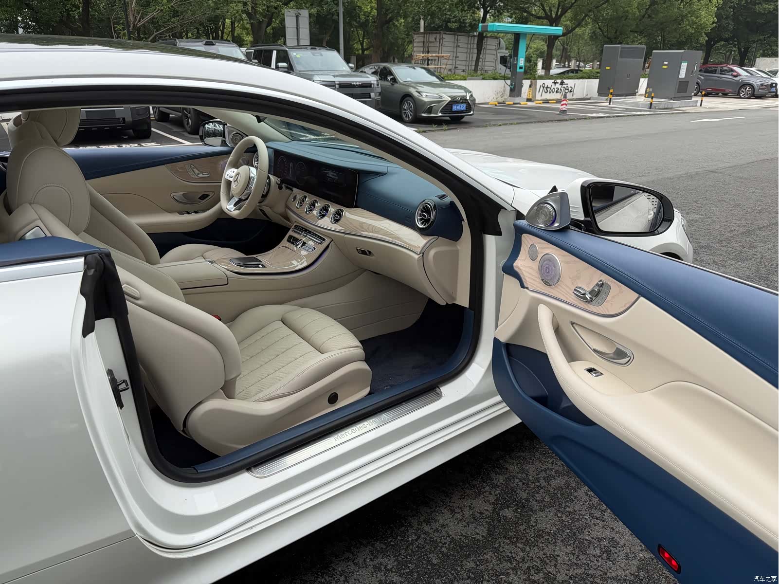 Mercedes-Benz E-Class, 2019 9