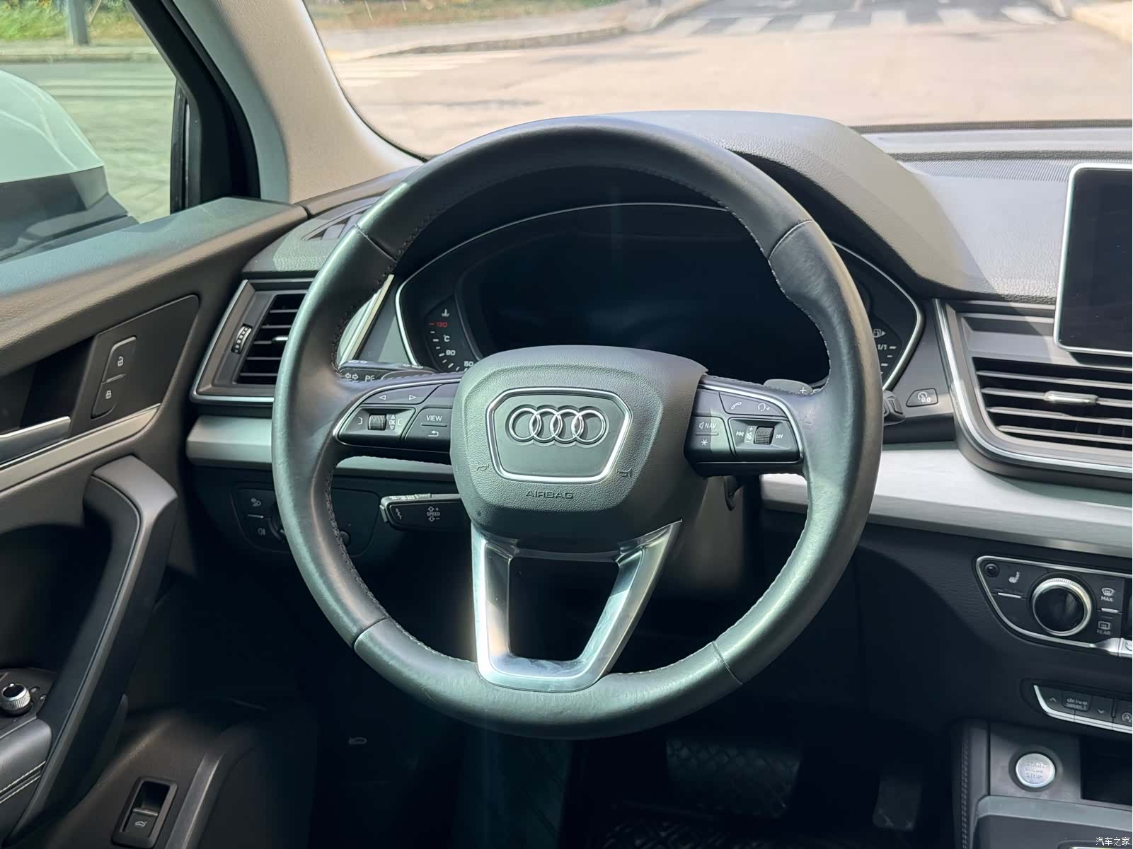 Audi Q5L, 2021 20