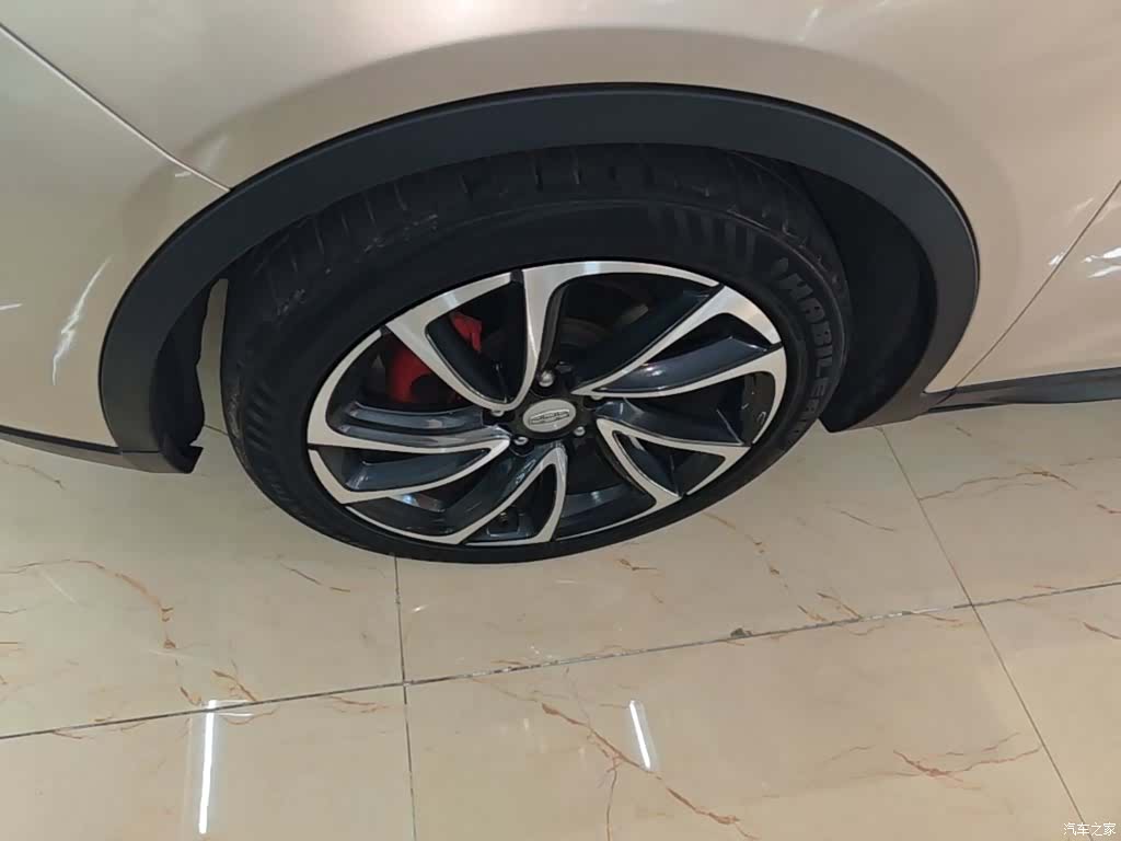 Geely Emgrand, 2017 23