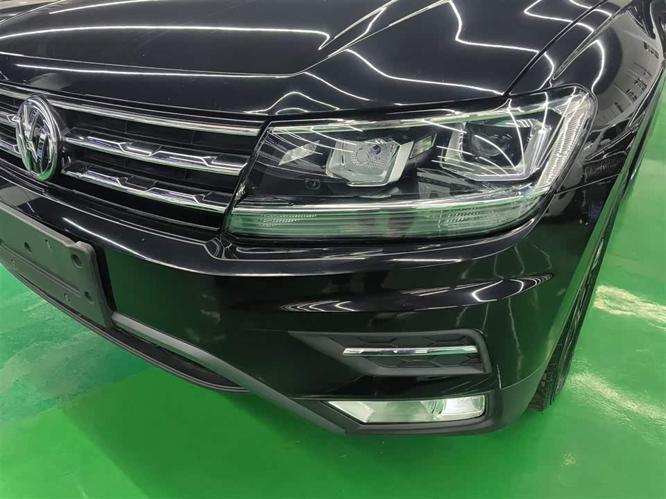 Volkswagen Tiguan L