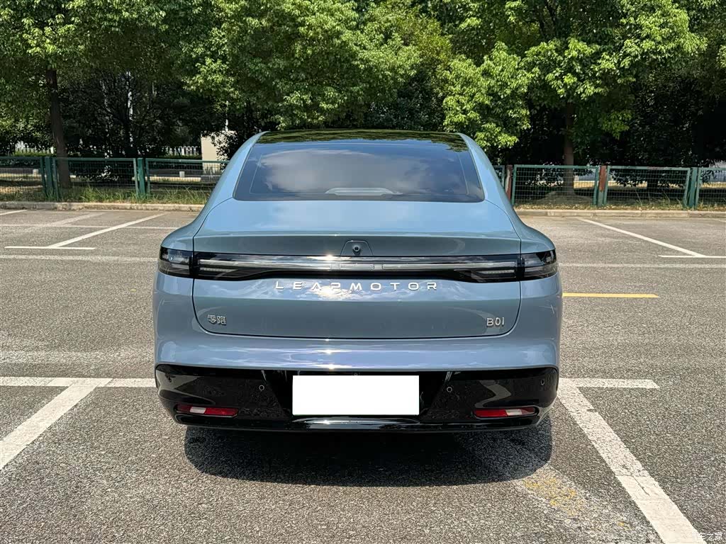 Leapmotor B01, 2025 12