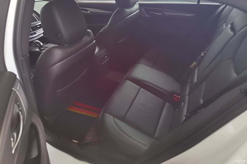 Cadillac CT5, 2021 11
