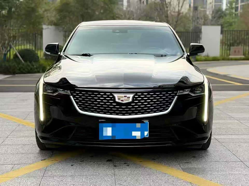 Cadillac CT4