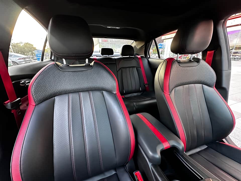 Trumpchi Shadow Leopard