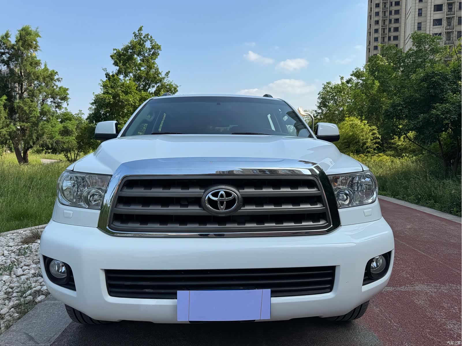 Toyota Sequoia, 2016 3