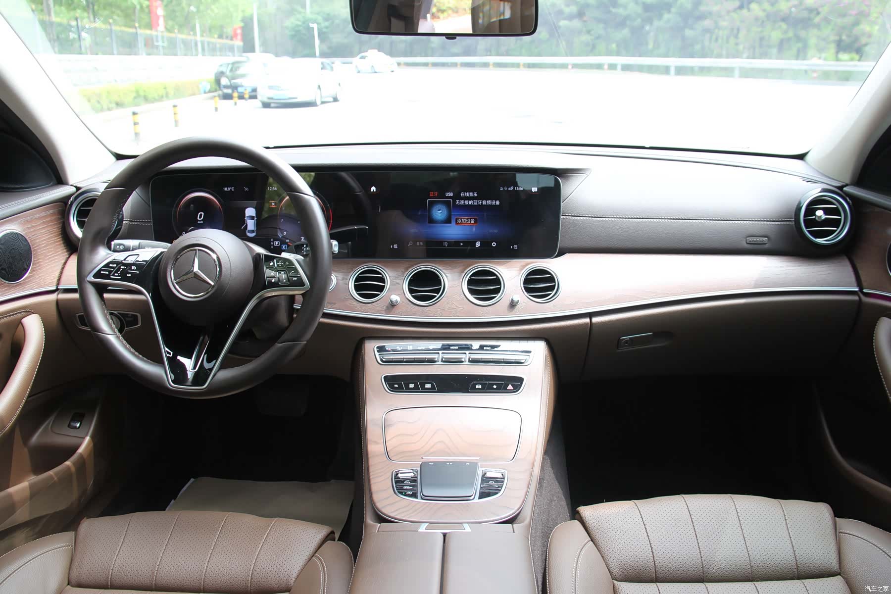 Mercedes-Benz E-Class, 2022 20