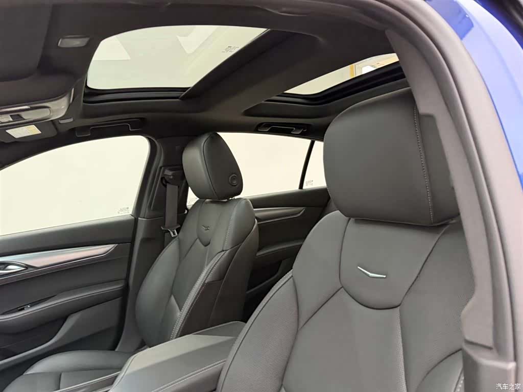 Cadillac CT5, 2023 16